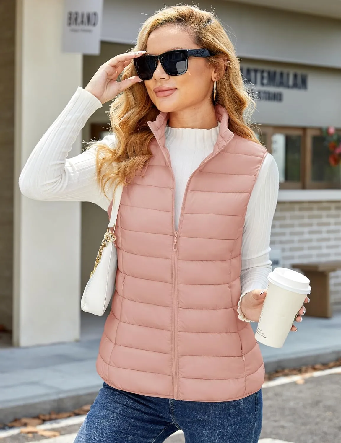 MAGCOMSEN Women's Puffer Vest Lightweight Stand Collar Zip 4 Pockets Puffy Vests Sleeveless Quilted Padded Outerwear
